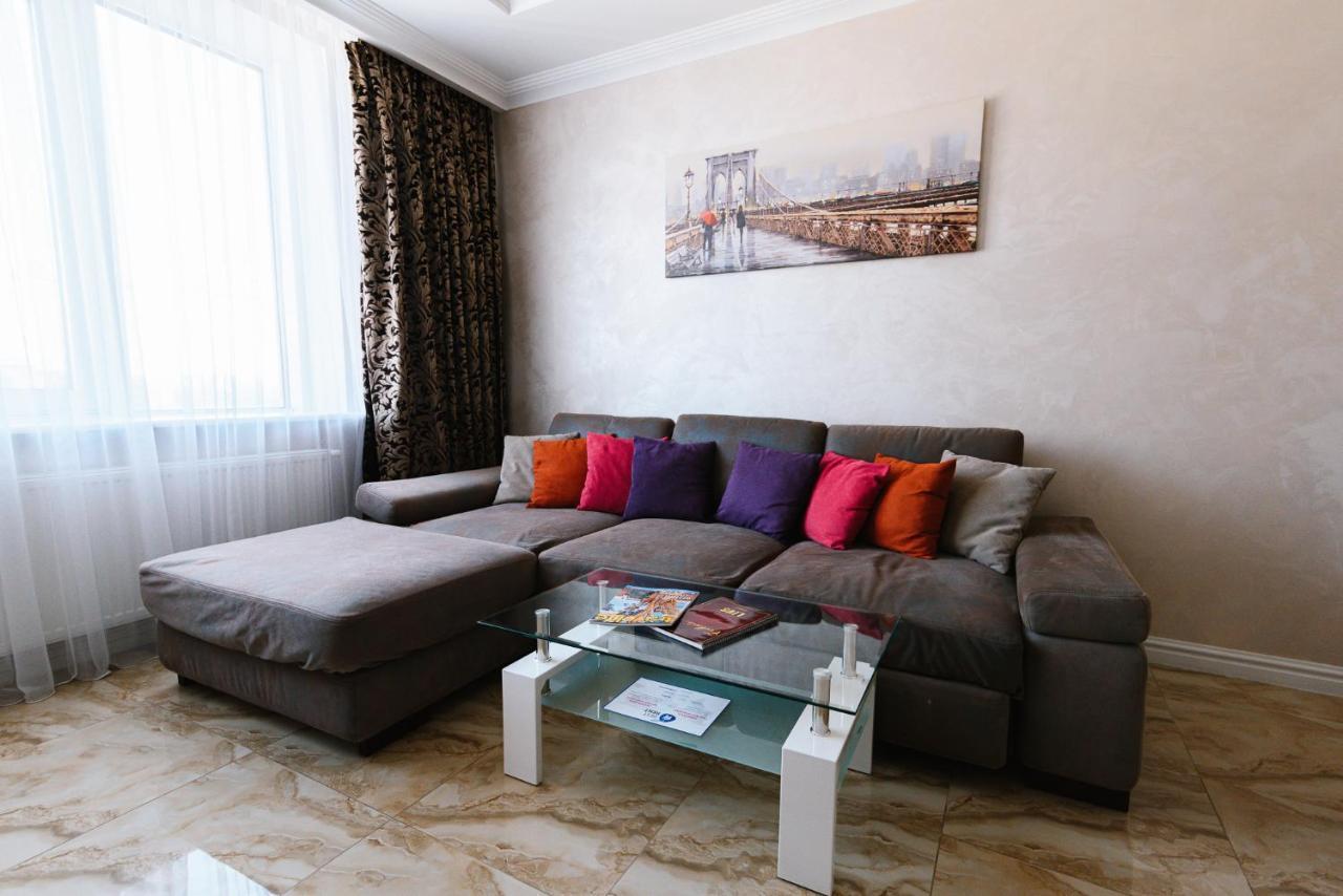 Apartamento Luxury For Business & Pleasure Royal 3 Kiev Exterior foto