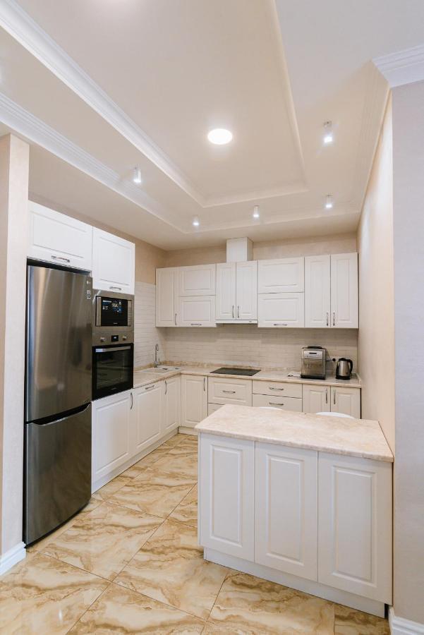 Apartamento Luxury For Business & Pleasure Royal 3 Kiev Exterior foto
