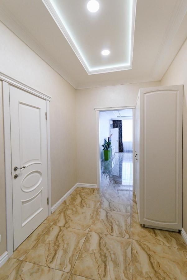 Apartamento Luxury For Business & Pleasure Royal 3 Kiev Exterior foto