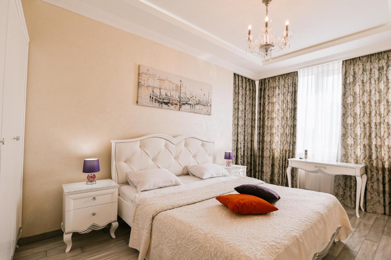 Apartamento Luxury For Business & Pleasure Royal 3 Kiev Exterior foto